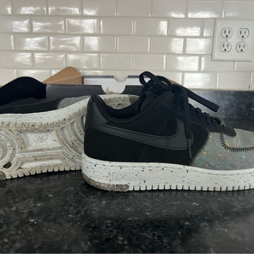 Nike Air Force One - Crater - Black and Gray Sneakers with Speckled Sole